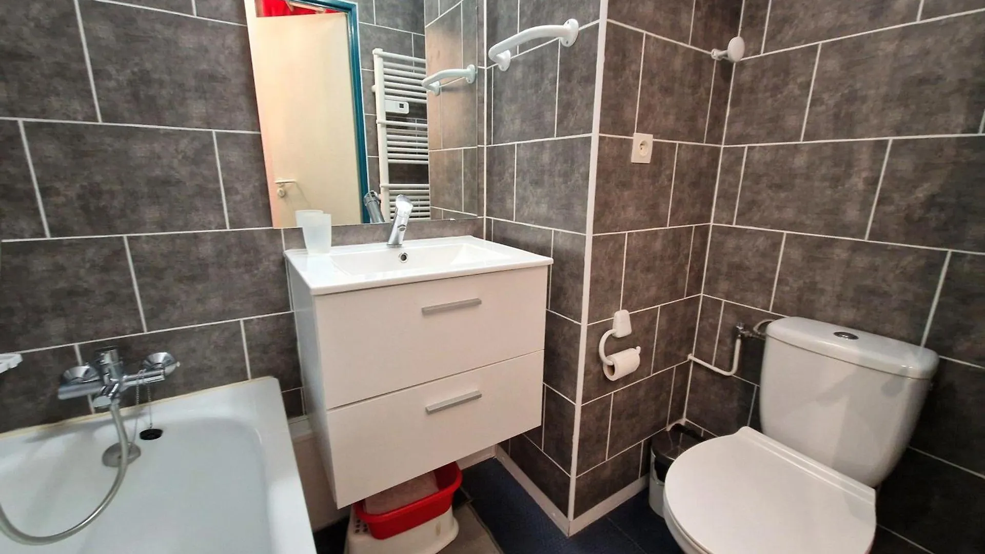 Studio Confortable 4 Pers Au Coeur De Valfrejus Avec Balcon - Fr-1-265-353 Modane Apartment